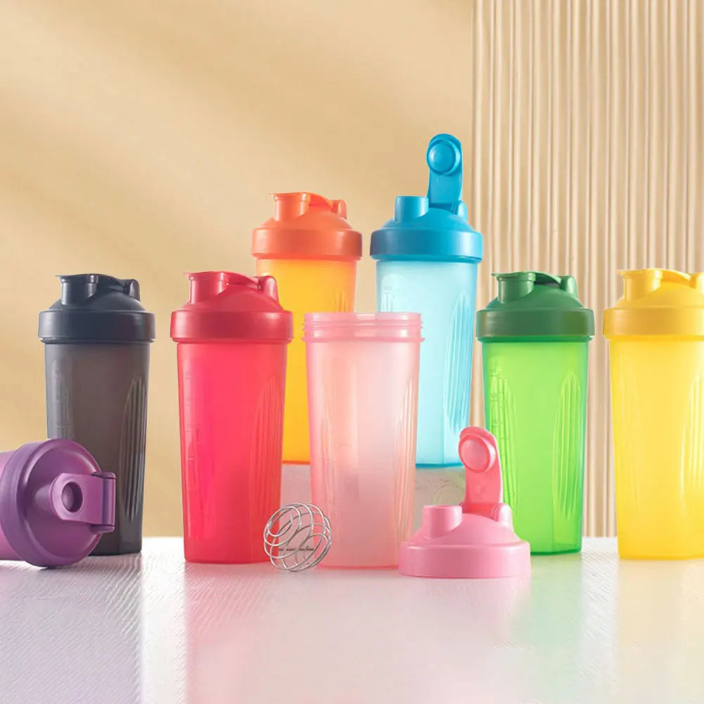 600ML Protein Shaker Bottle Gym Sport Water Bottle Shaker Cups Powdered Sport Protein Milk Shaker Mixer Cup Plastic Mixing Cup